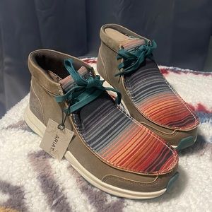 Brand New Ariat Spitfire shoes in brown bomber